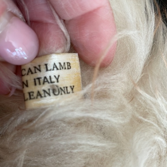 Italian Tuscan lamb real fur boa genuine  authentic fur beige  5ftx3.5” Vintage - Picture 9 of 11